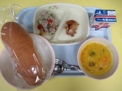 10月31日(金曜日)の給食