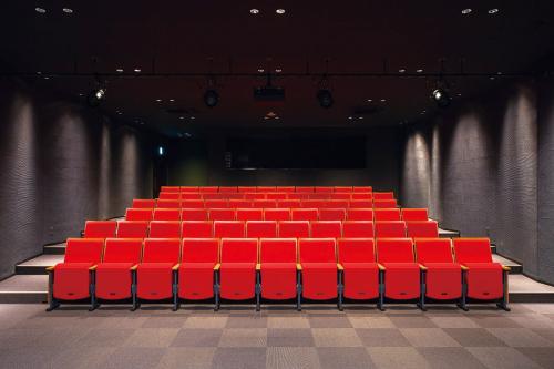 シアターネスト画像