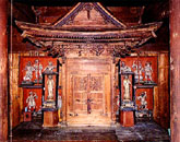 医王寺厨子の写真