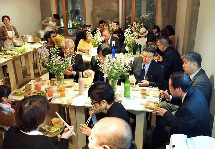 実食会の様子