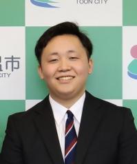 津田隊員