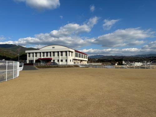 多目的広場から川内体育センターの写真
