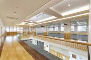 吹き抜けロビー